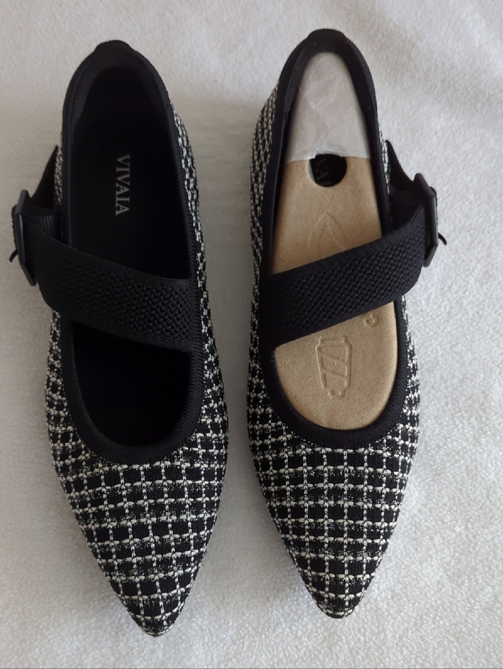 VIVALA Black & White Tweed Mary Jane Flats NWOB